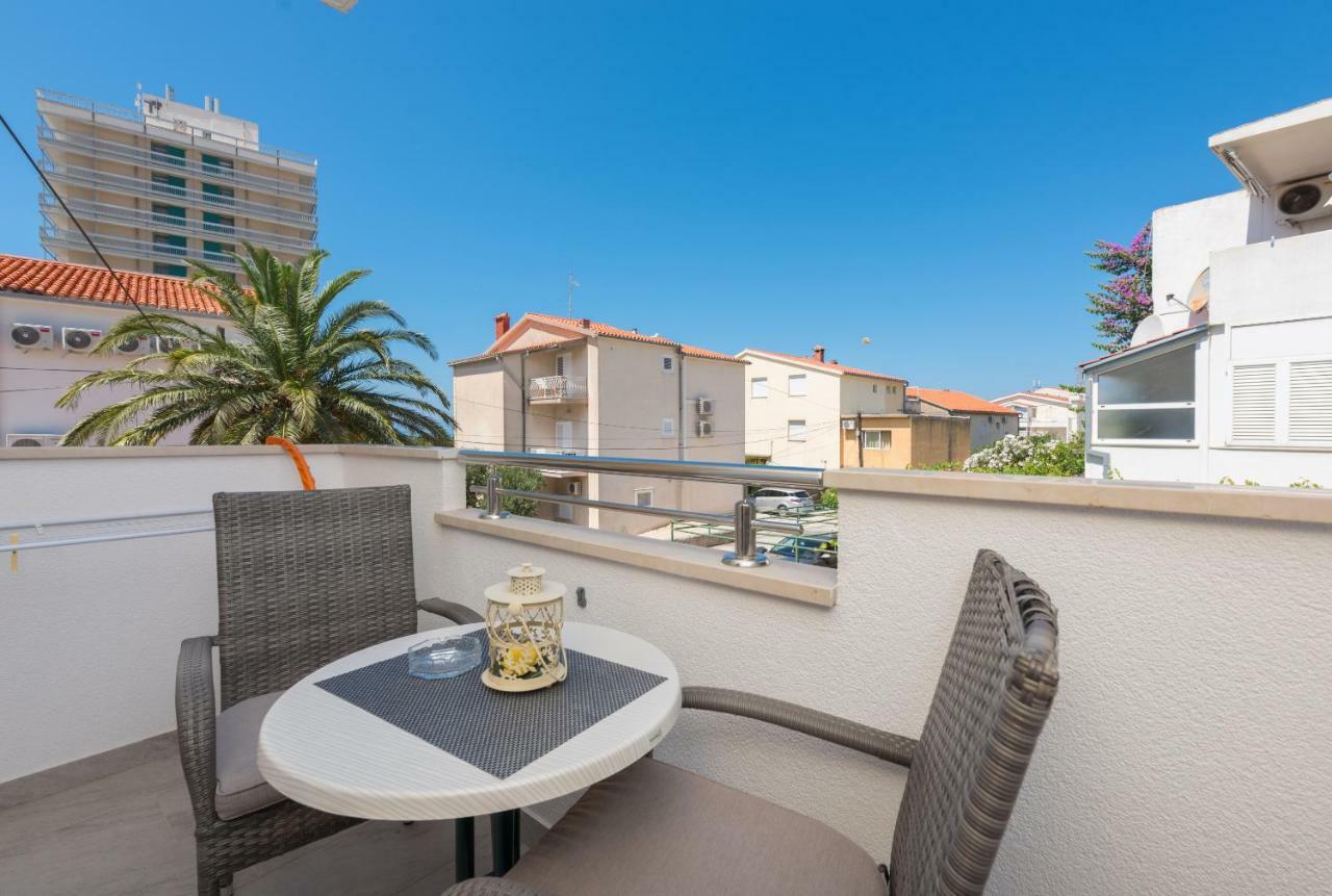 Apartmani Mona Makarska Buitenkant foto