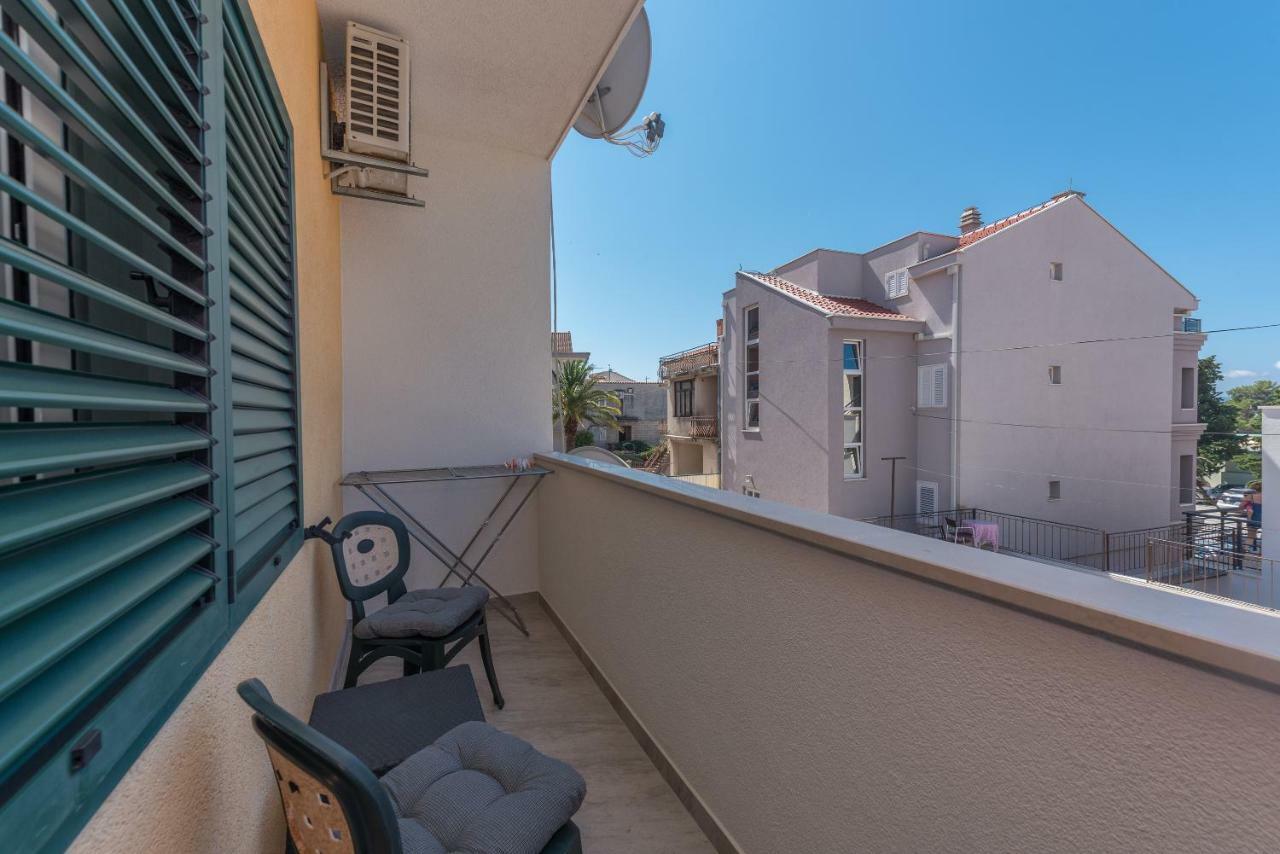 Apartmani Mona Makarska Buitenkant foto